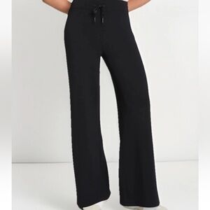 SPANX Air Essentials Black Cropped Wide Leg Pant in Petite Size 1X #5427